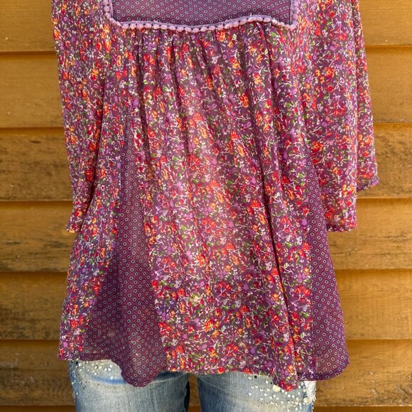 Love Fire Purple Floral Sheer Butterfly Sleeve Short Sleeve Blouse Size M - Picture 6 of 8